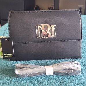 ✨️NWT✨️ Badgley Mischka Black Crossbody Bag